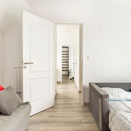 Maison vue vallée près de Clécy - Esson *