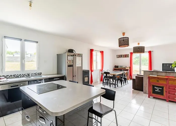 Petite Maison Chaleureuse Avec Vue Imprenable بيت للعطل *